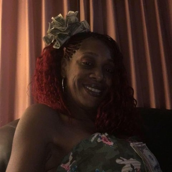 michellegold326